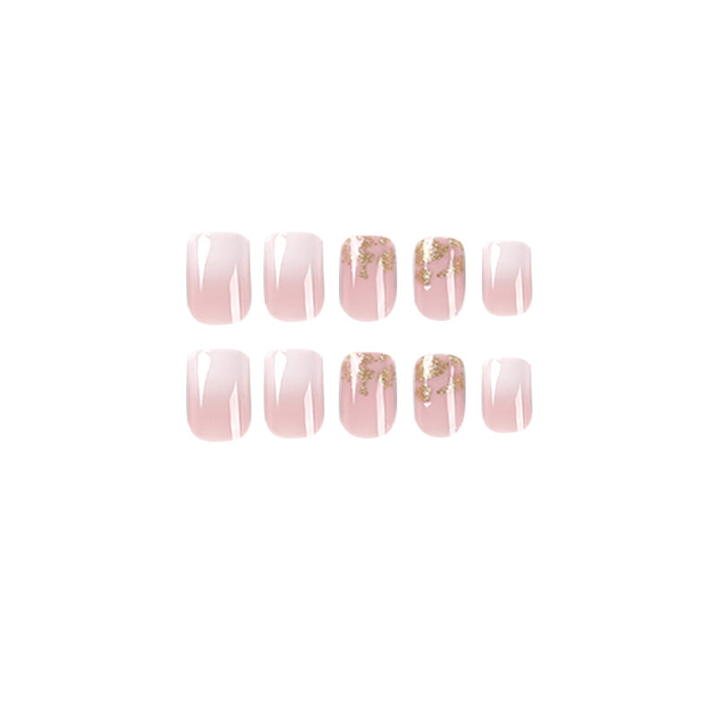 Kunstvolle Gel-Nägel mit Glitzer und Ombre-Effekt Brehn