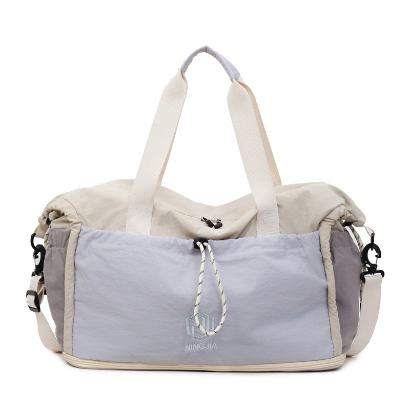 Vielseitige leichte Reisetasche