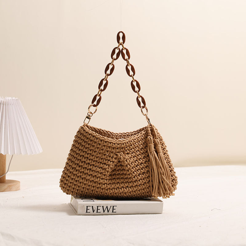 Damen Handgefertigte Schultertasche mit Kettenakzenten Brehn