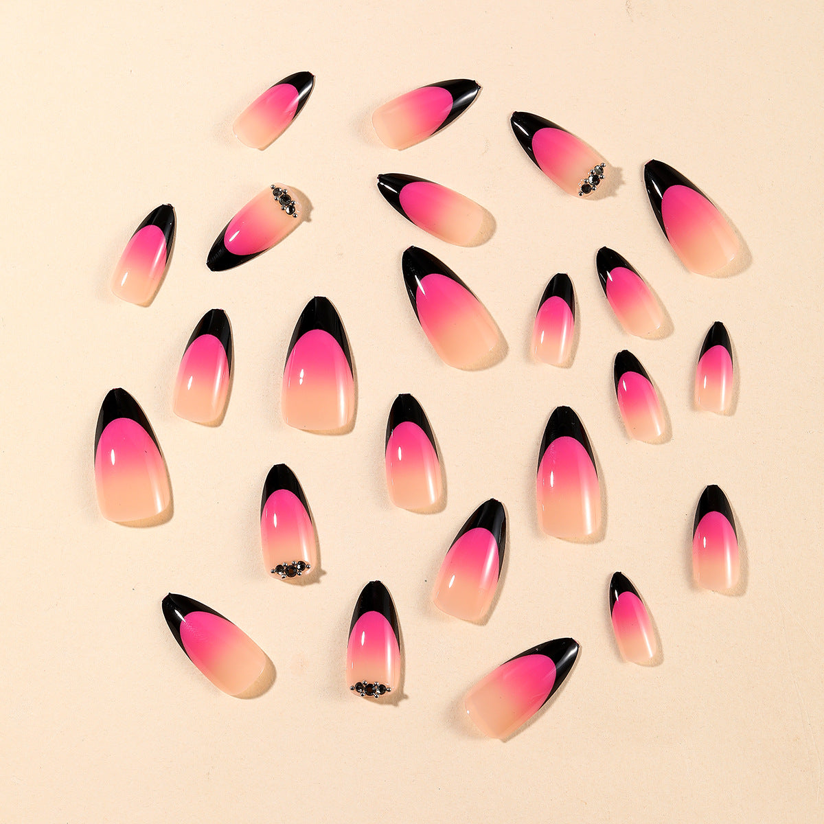 Ornate Ombré Stiletto Nagelkunst Brehn