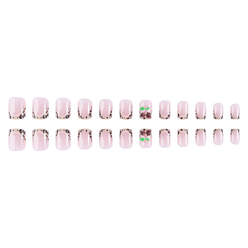 Kreative Press-On Nagelkunst