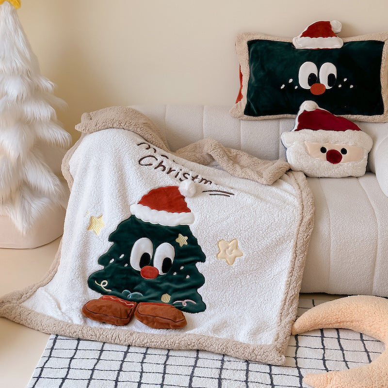 Kuschelige Weihnachts-Wohndecke mit appliziertem Tannenbaummotiv und Sherpa-Futter