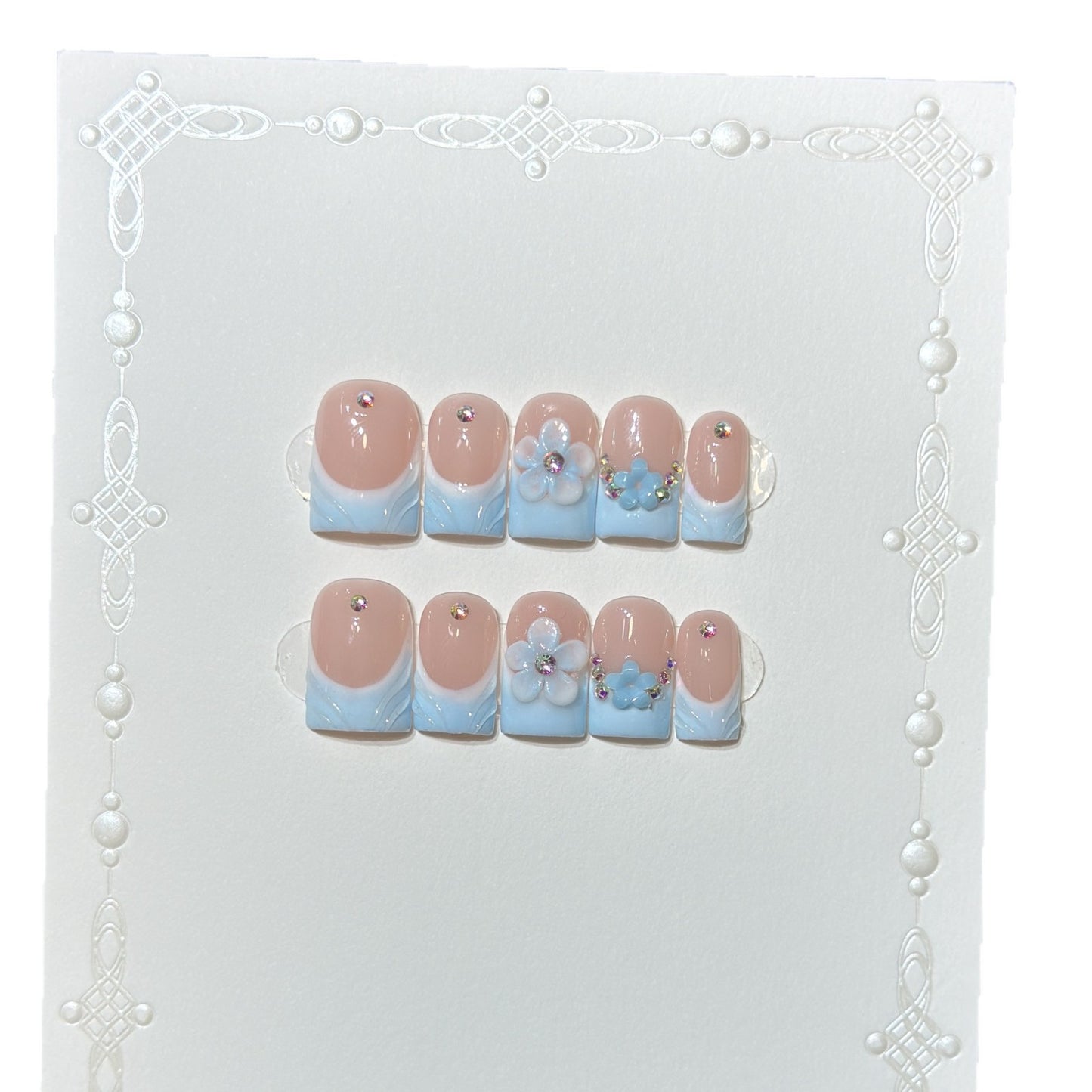 Floral Fantasy Press-On Nail Art Set Brehn