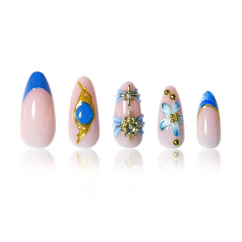 Künstlerisches Gold und Blumen Druck-auf-Nägel Set Brehn
