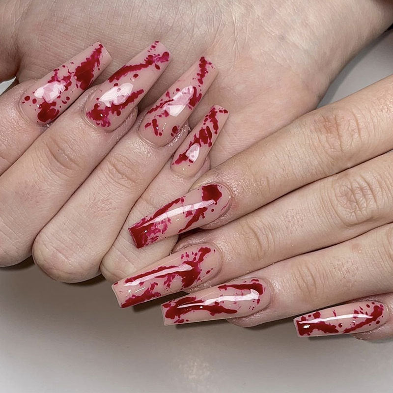 Künstlerische Blutbesprenkelung Nagelkunst Erweiterungen Brehn