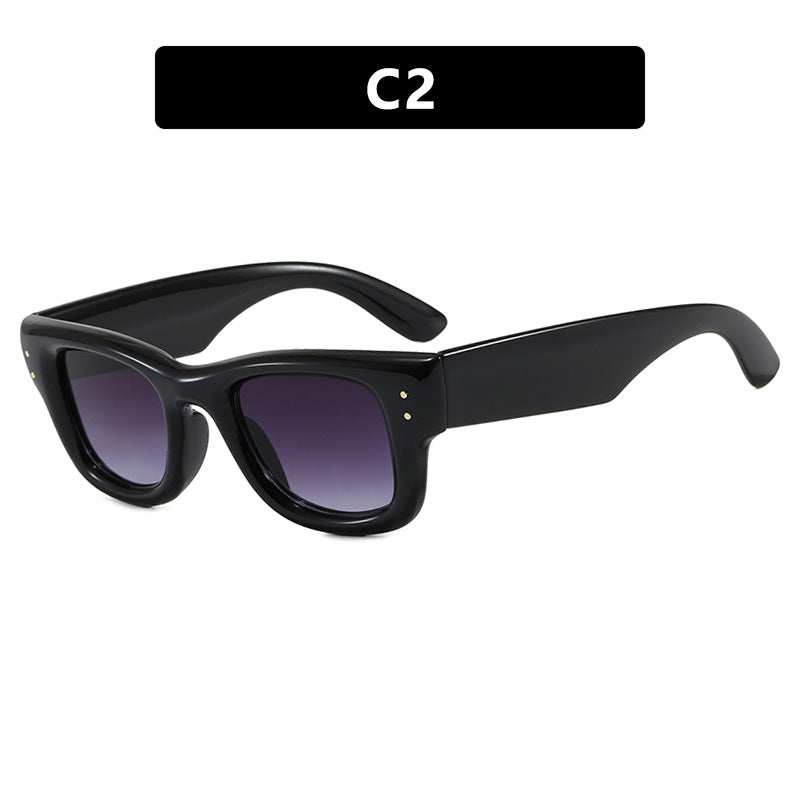 Damen modische Sonnenbrille mit breitem, elegantem Rahmen und schützendem UV-Filter Brehn