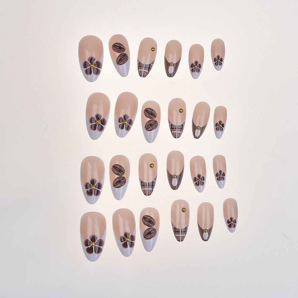 Elegantes florales Design Druck-On-Nagelkunst-Set Brehn