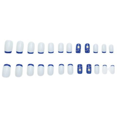 Elegante sternverzierte Nagelkunst Brehn