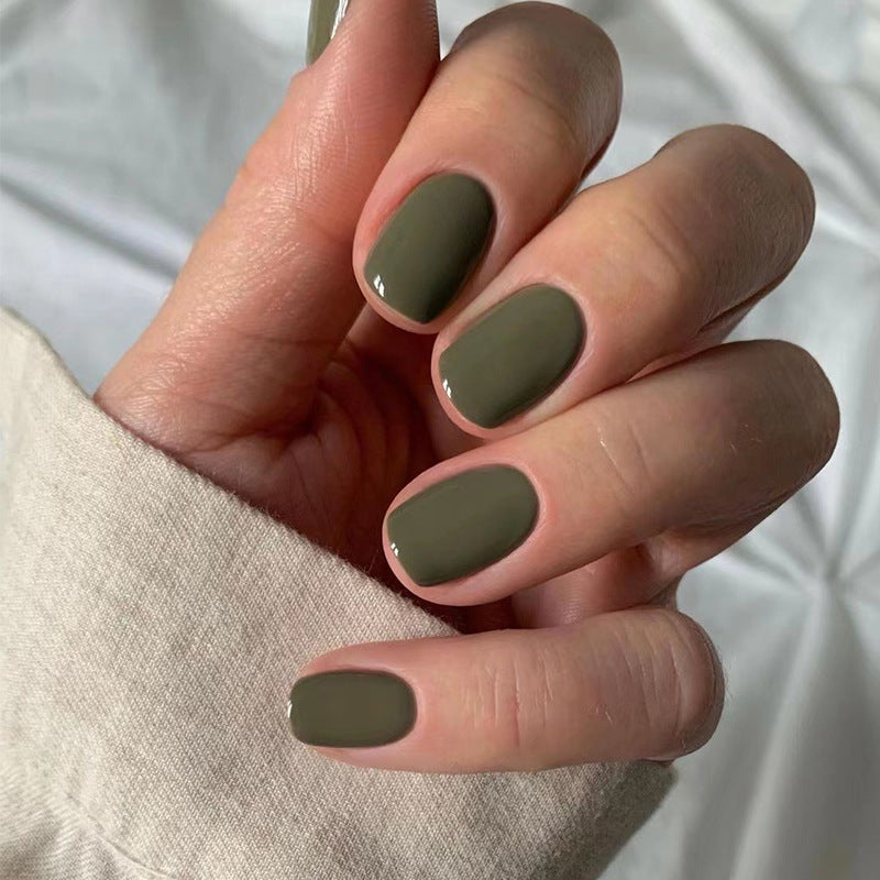 Kreative Nagelkunst mit eleganter Hochglanz-Oberfläche Brehn