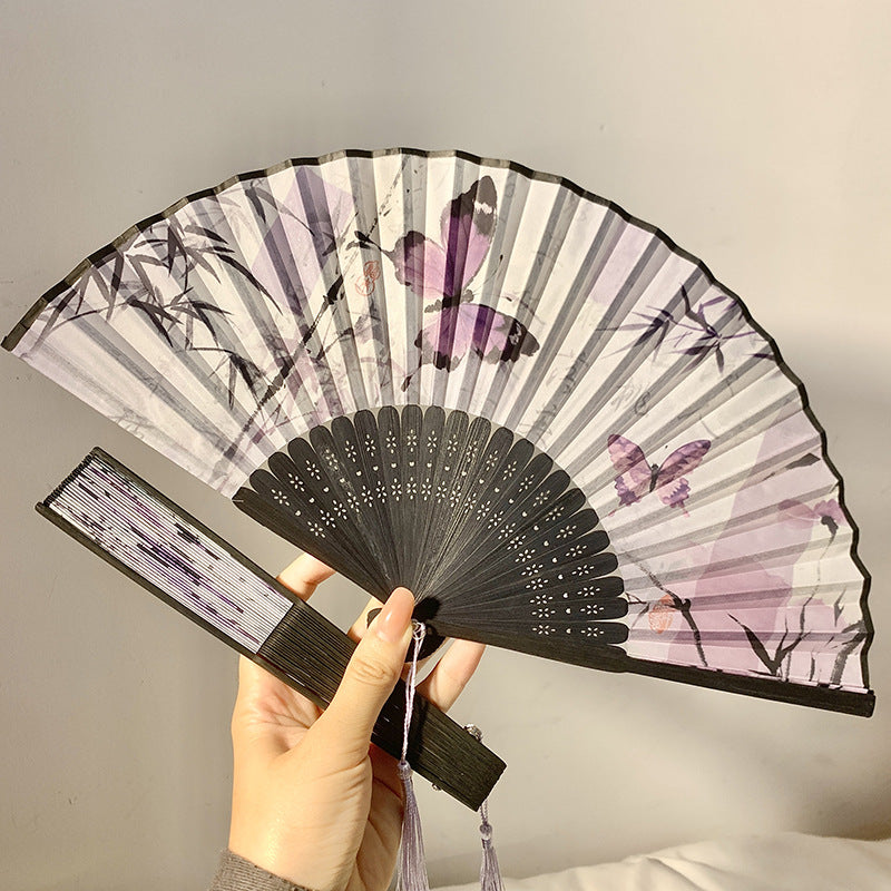 Eleganter Fächer mit Kunstvollem Schmetterlingsmotiv Brehn