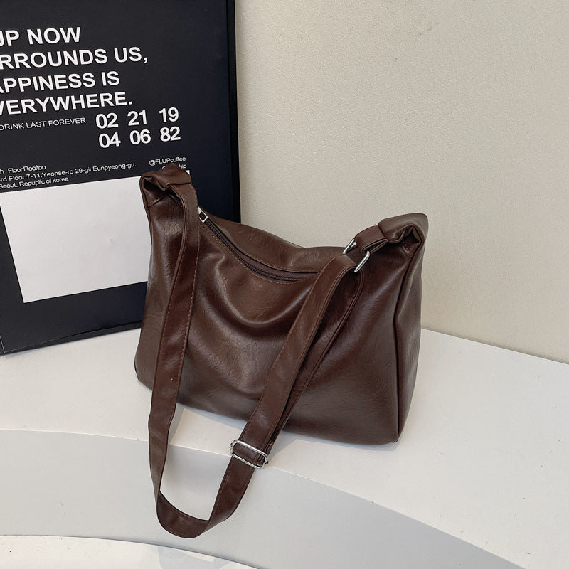 Elegante Schlappe Schultertasche Brehn