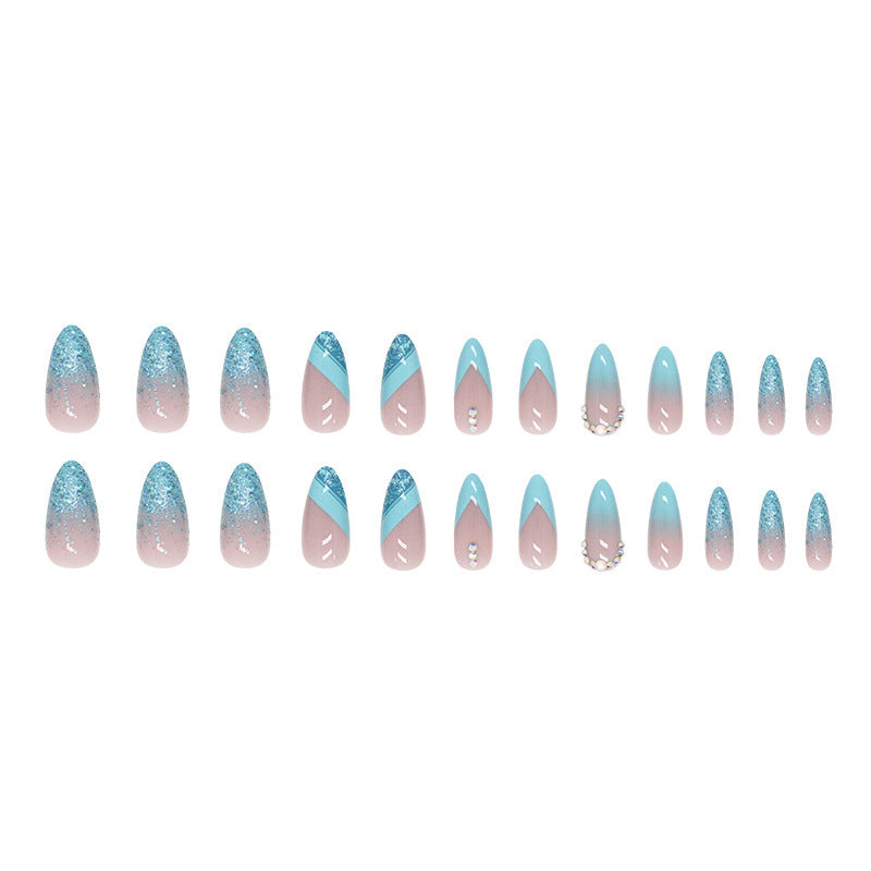Stylische Glitzer Ombre Nagelspitzen Brehn