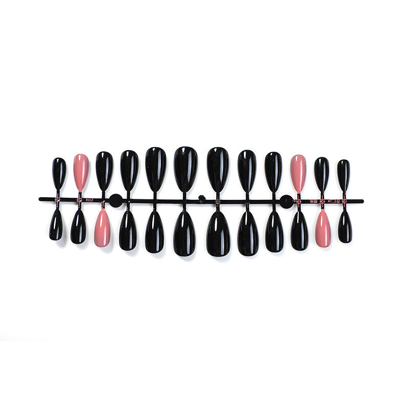 Kunstnagelset mit stilvollen und eleganten Designs Brehn