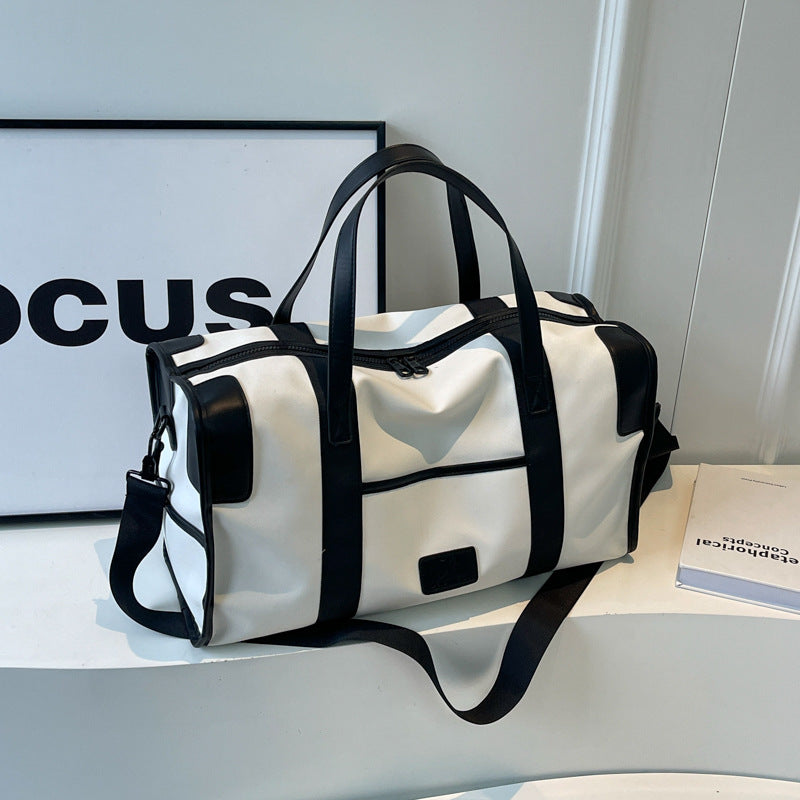 Modische Sport- und Reisetasche Brehn