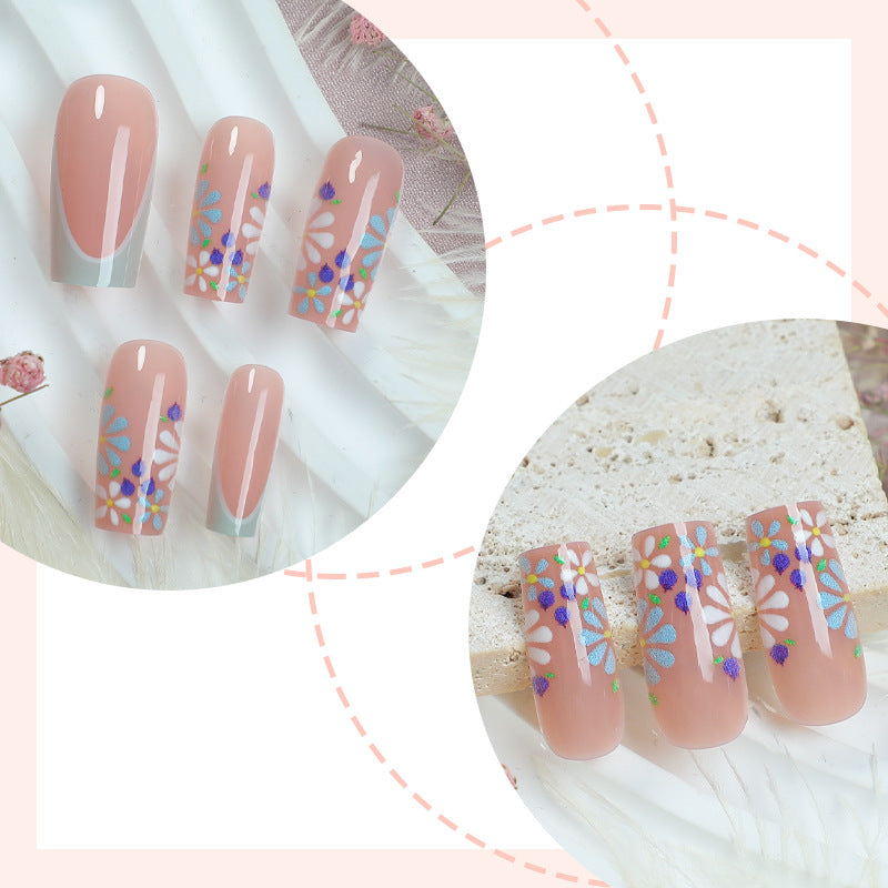 Dekoratives Press-On Nagelset mit floralen und glänzenden Akzenten Brehn