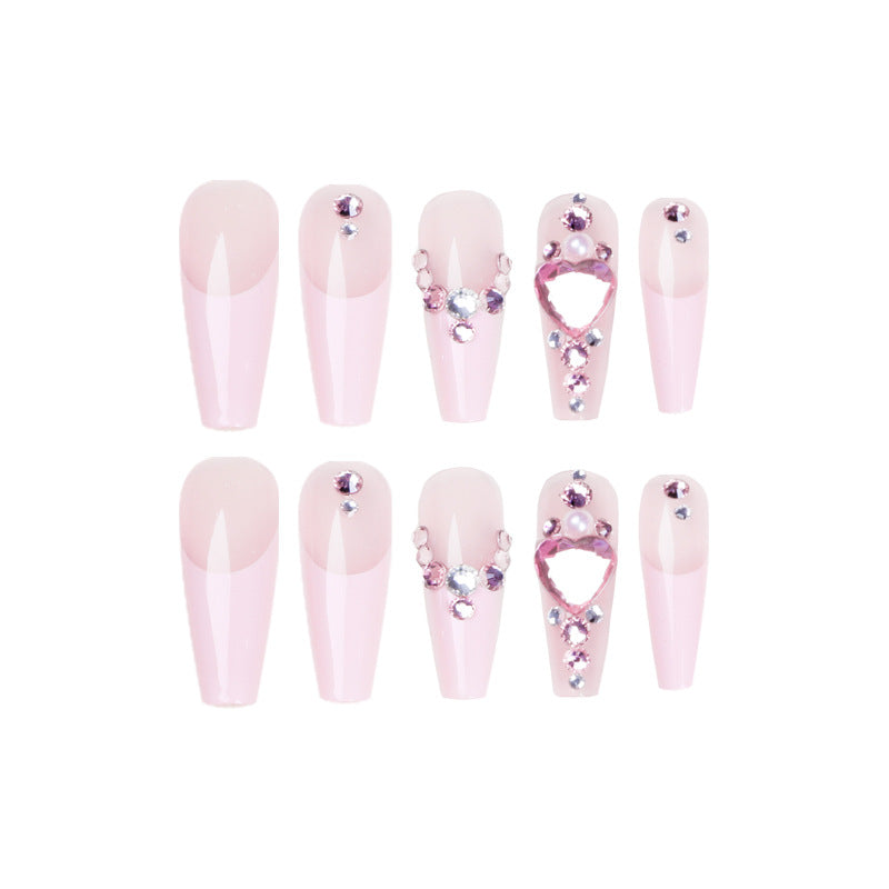 Glamouröse Nagelverlängerungen mit Glitzerverzierungen Brehn