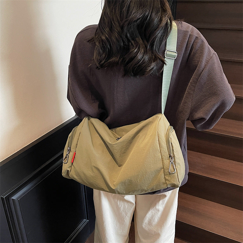 Damen Sportliche Reisetasche mit mehreren Fächer Brehn