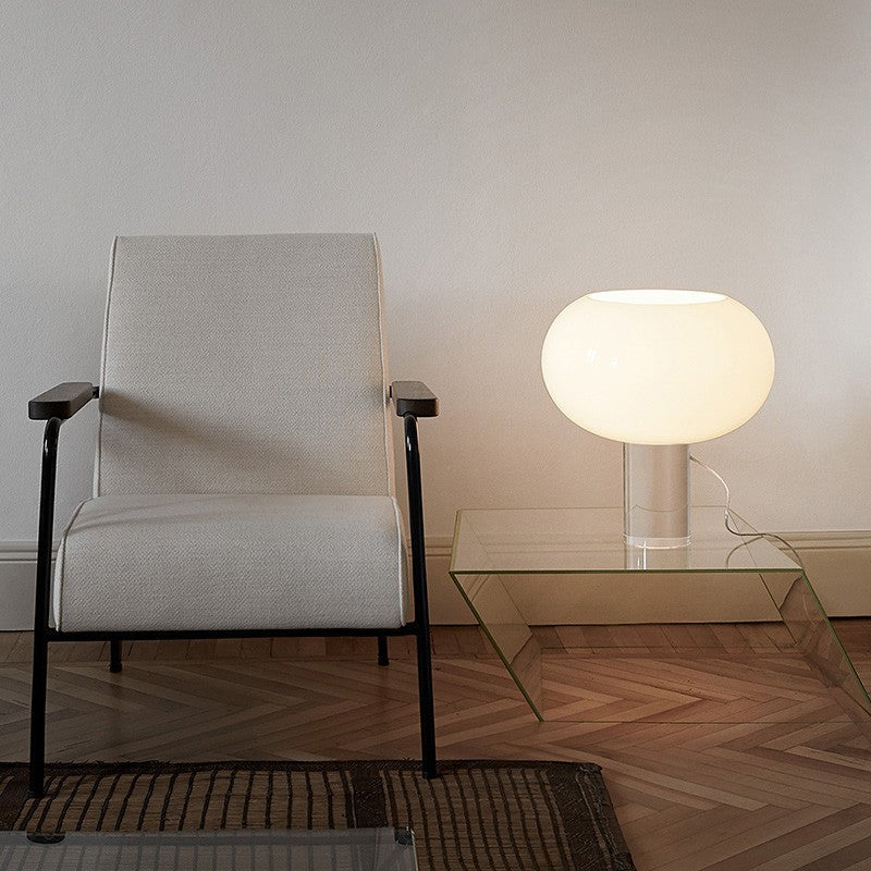 Schlanke moderne Glas Tischlampe