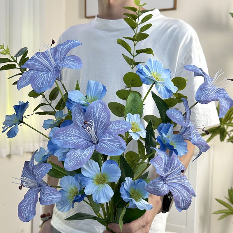 Künstlerischer Blumenstrauß