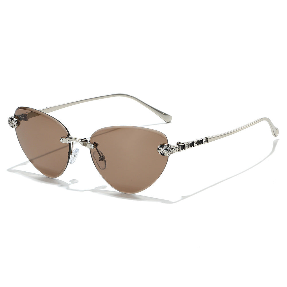 Designer Cat-Eye Sonnenbrille mit dekorativen Akzenten Brehn