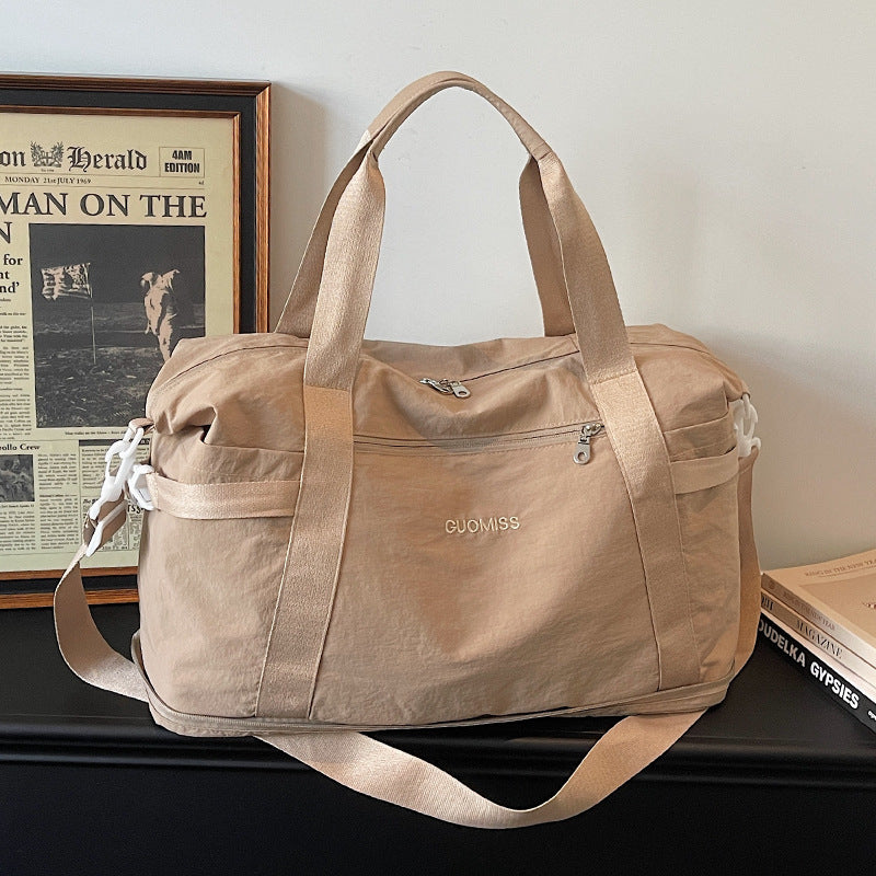 Stylische leichte Reisetasche