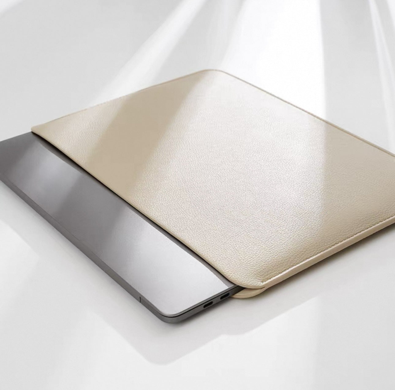 Premium Leder Laptop Sleeve Brehn