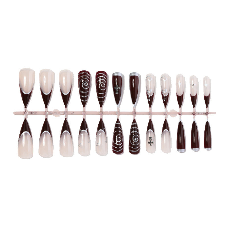 Künstlerisches Stiletto Press-On-Nägel-Set mit aufwendigen Designs Brehn