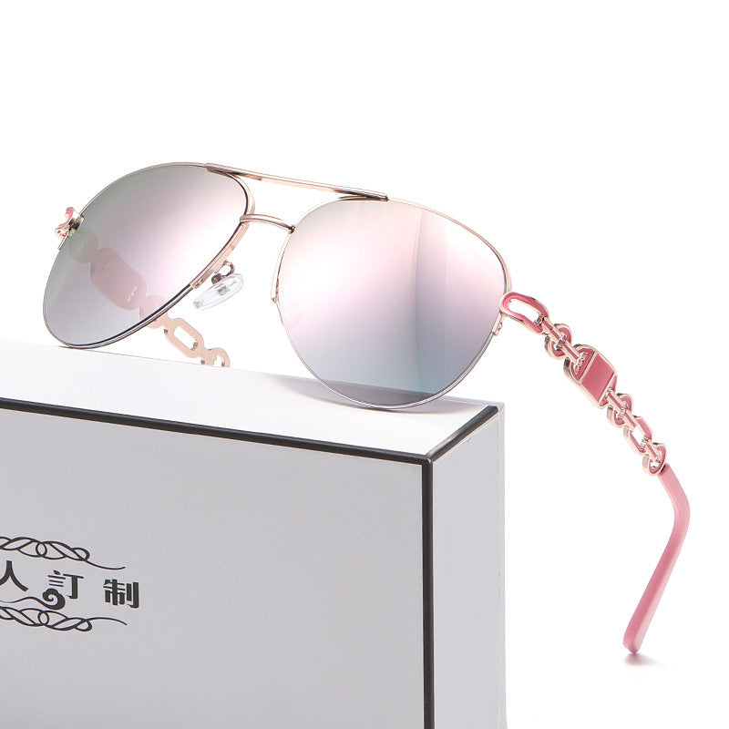 Damen Aviator-Sonnenbrille mit modischem Kettendetail Brehn
