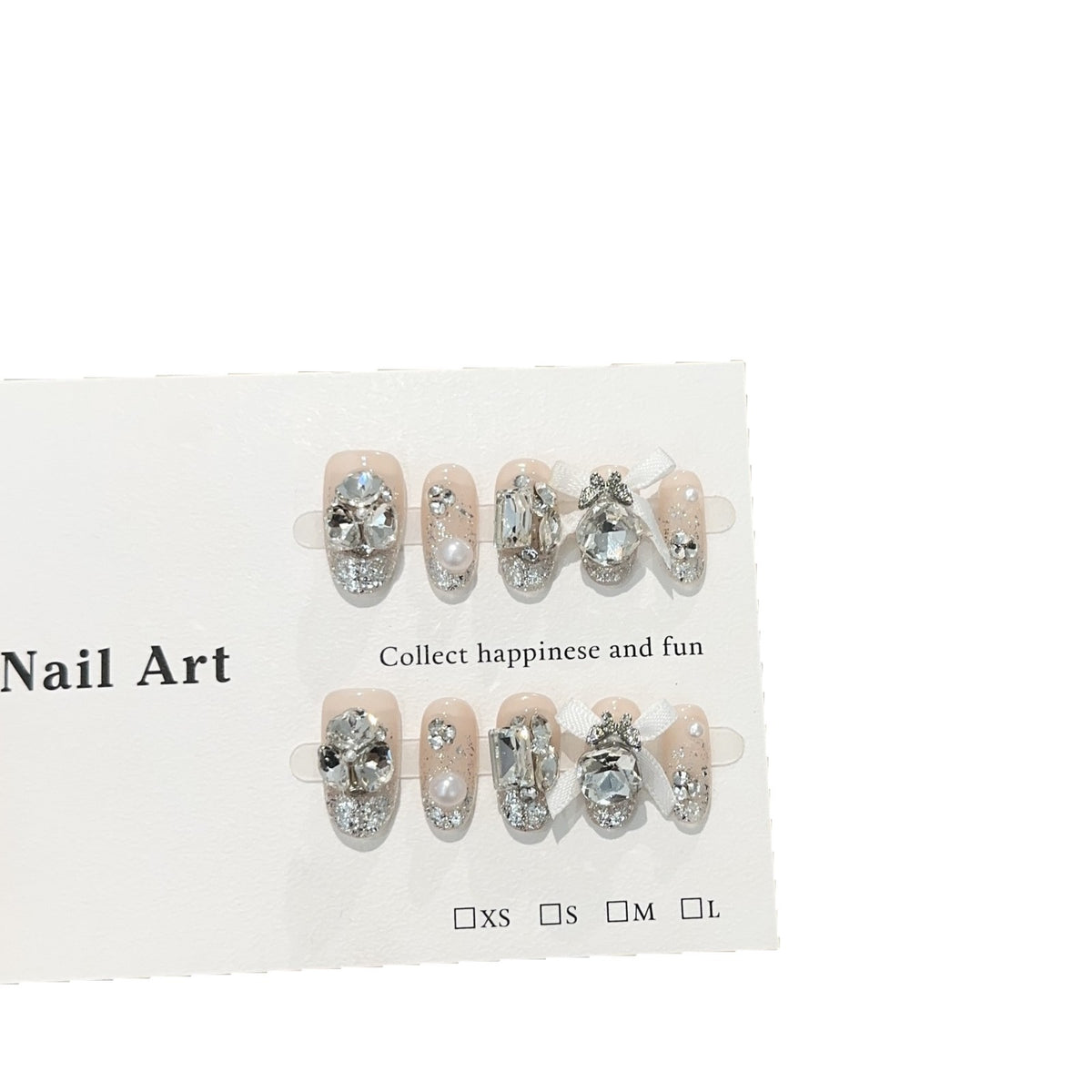 Glamouröse dekorative Press-On Nägel mit Strass-Akzenten