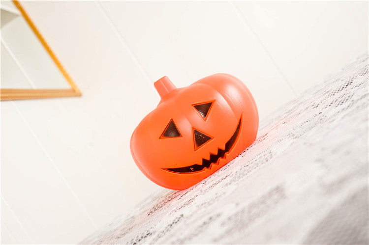 Dekorative Halloween-Kürbisse Brehn