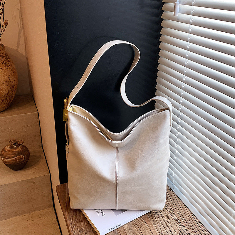 Minimalistische Leder Schultertasche