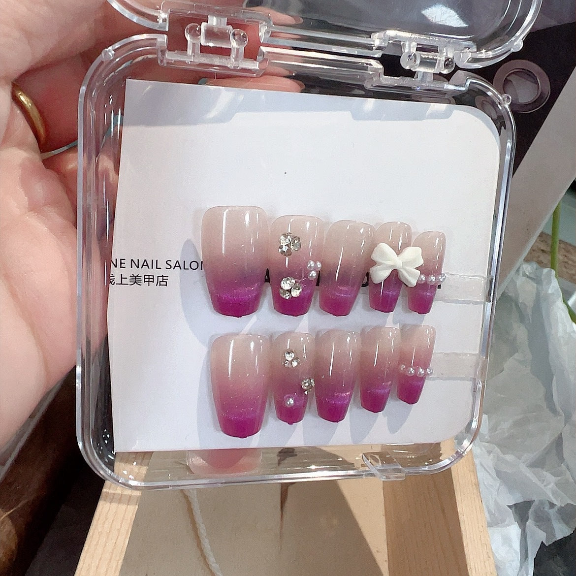 Glamouröse Ombre Dekorative Press-On Nagelset Brehn