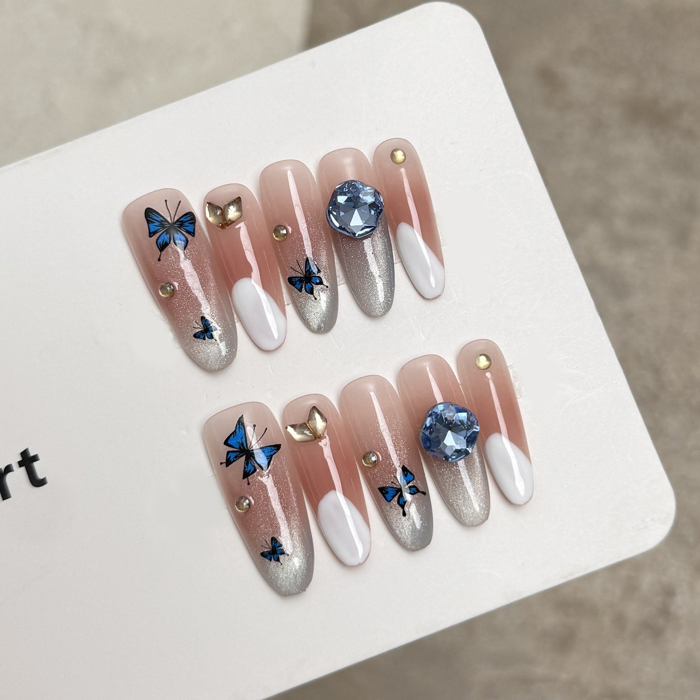 Dekorative Strass Press-On Nagelverlängerungen Brehn