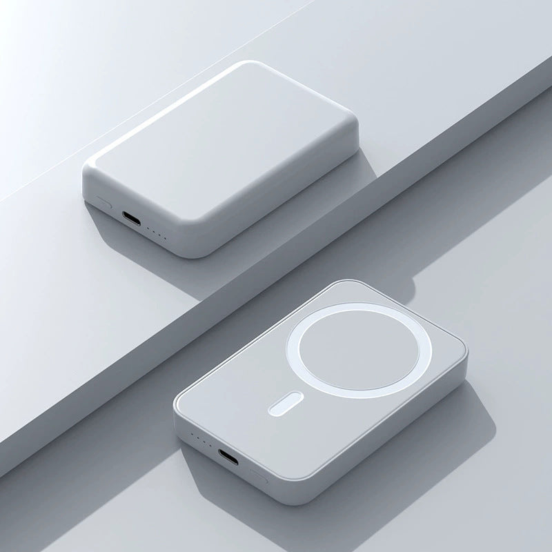 Hochleistungs Powerbank mit kabelloser Ladefunktion und digitaler Anzeige Brehn