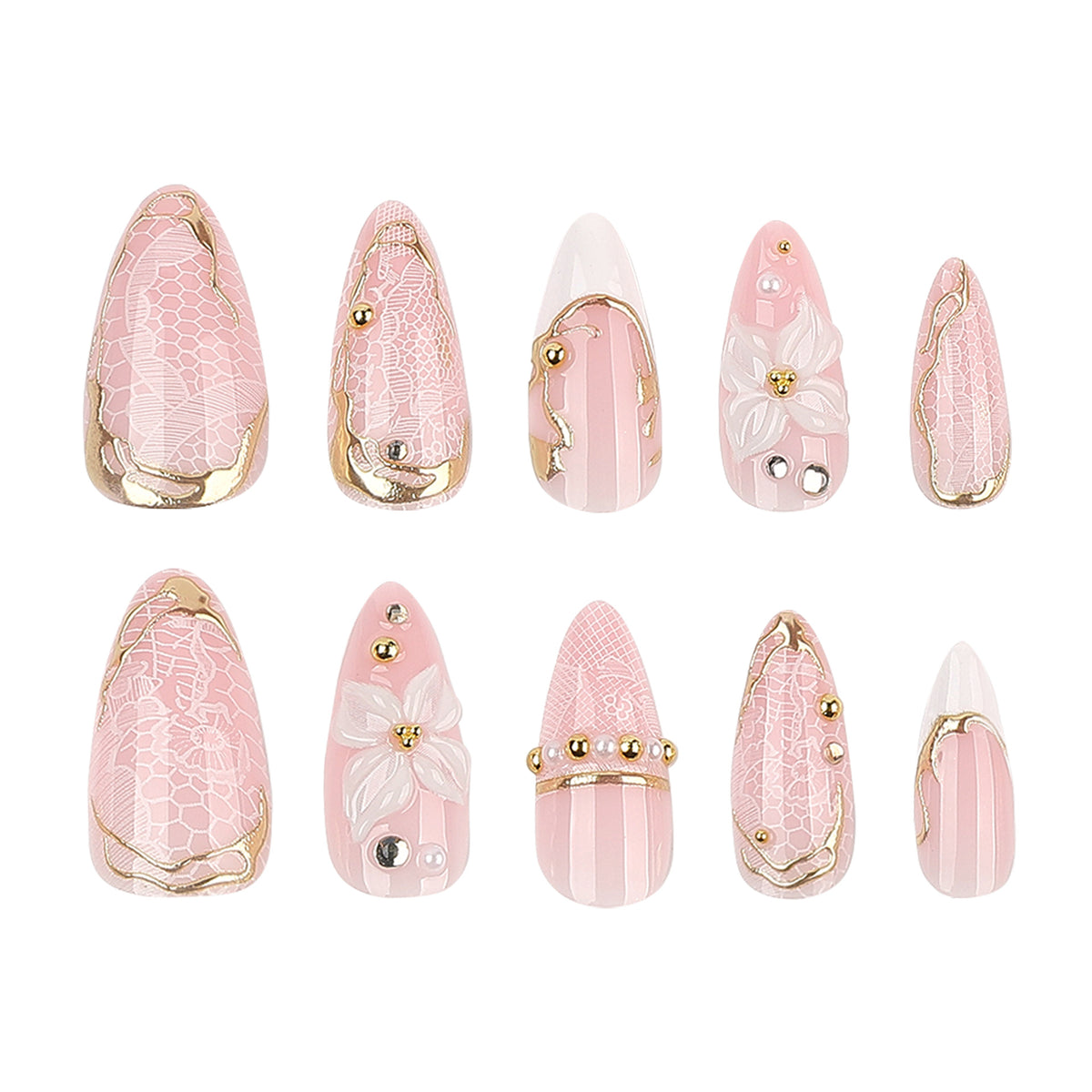 Kunstvolle Nagelverlängerungen mit filigranen Blüten- und Goldverzierungen Brehn