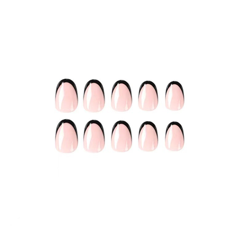 Kunstnagelset mit eleganten French-Spitzen und aufregenden Ombre-Design Brehn