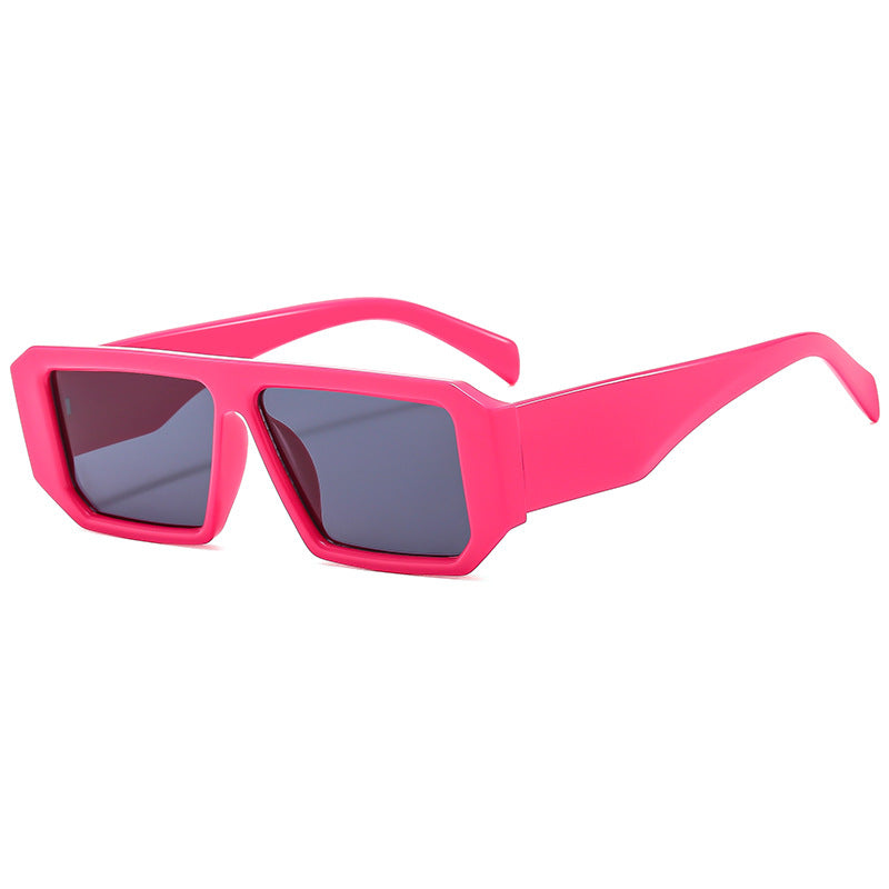 Damen modische Sonnenbrille im auffälligen geometrischen Design Brehn