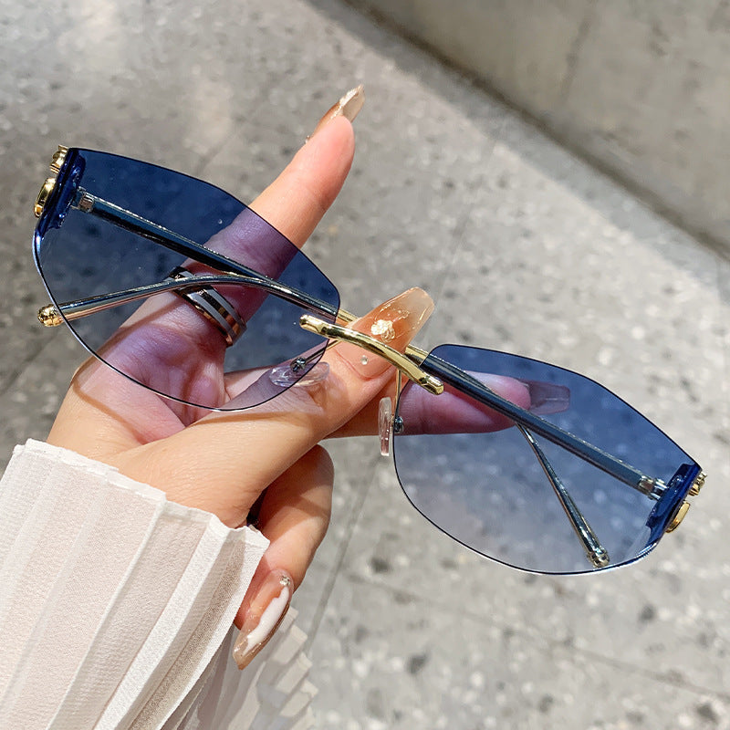 Damen modische Sonnenbrille mit innovativem Schecken-Design Brehn