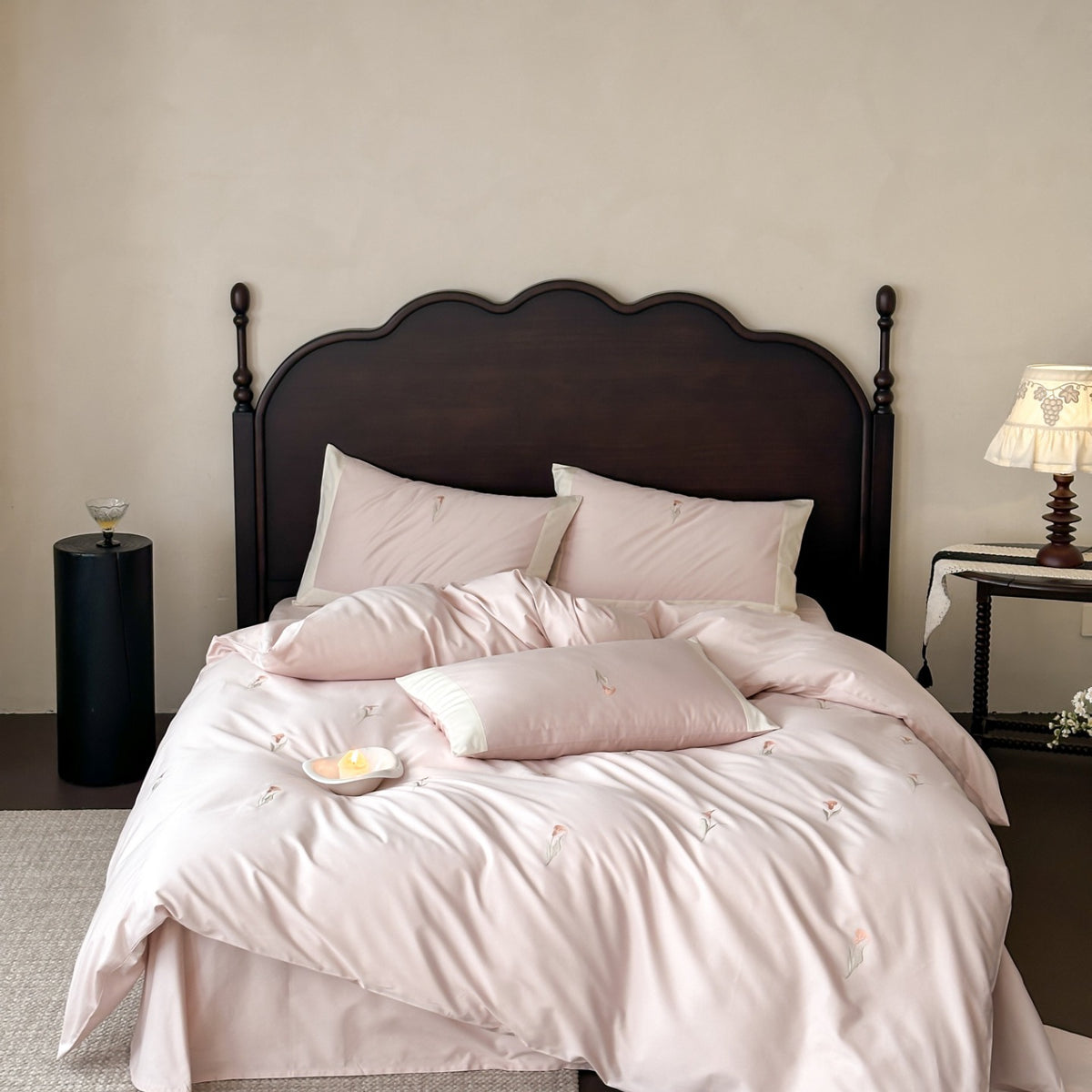 Luxuriöses besticktes Baumwollsatin Bettbezug Set