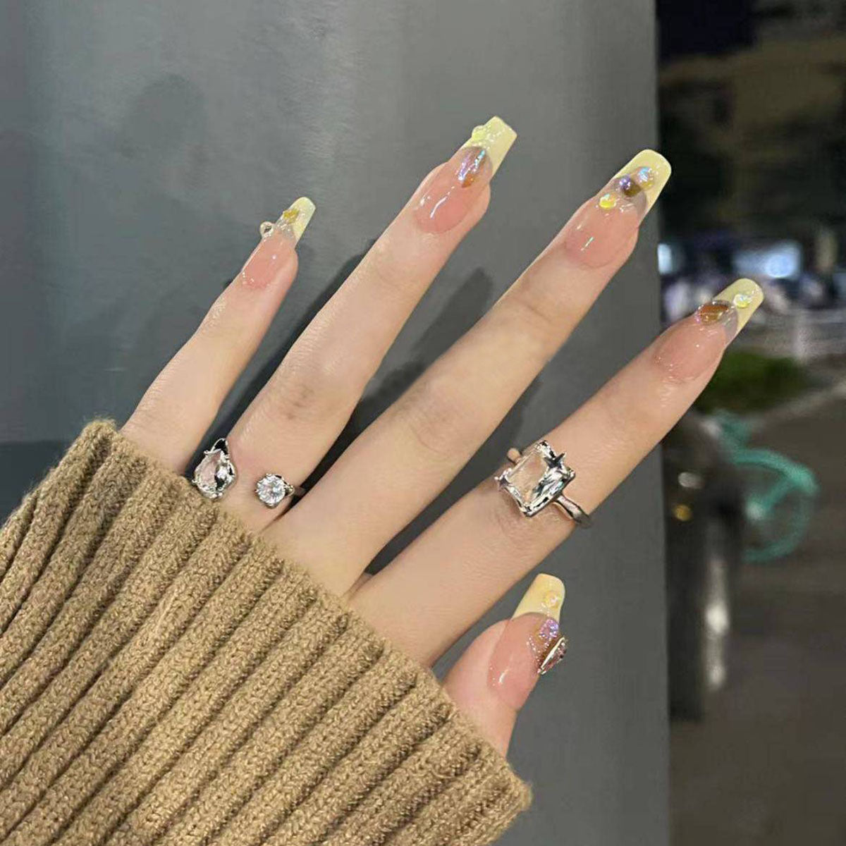 Künstlerische Nagelverlängerungen Brehn