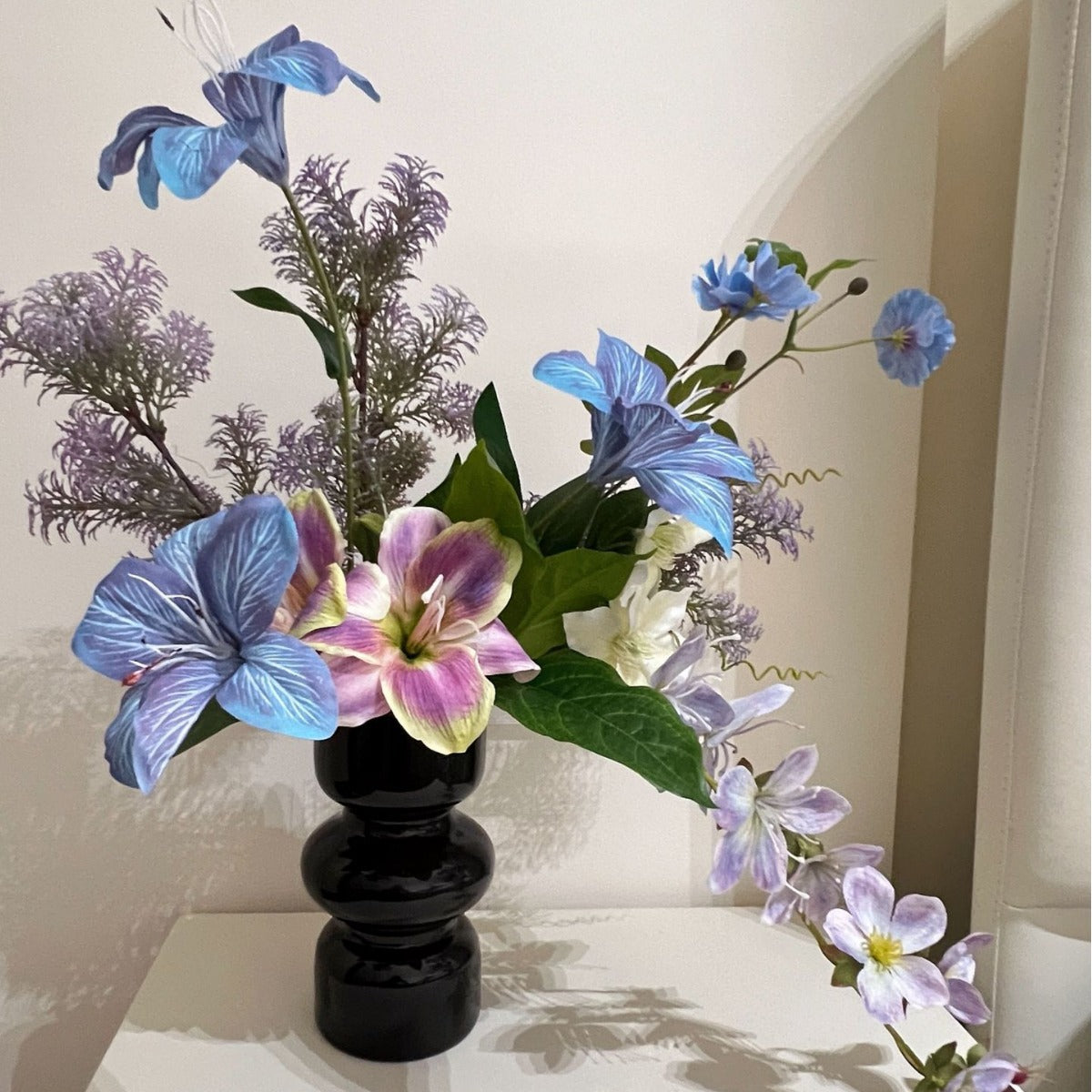 Künstlicher Blumenstrauß mit feinen, realistischen Blüten Brehn