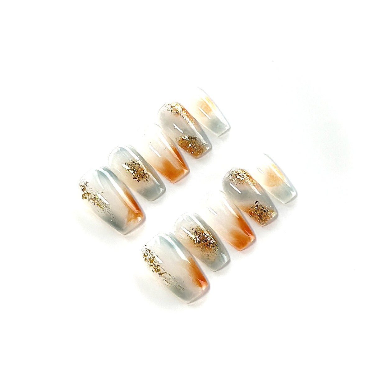 Dekoratives Press-On Nagelkunst-Set mit Farbverlauf und Glitzerakzenten