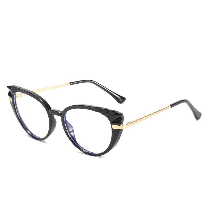 Damen Cat-Eye Korrektionsbrille mit glänzendem Kunststoffrahmen und goldenen Akzenten Brehn