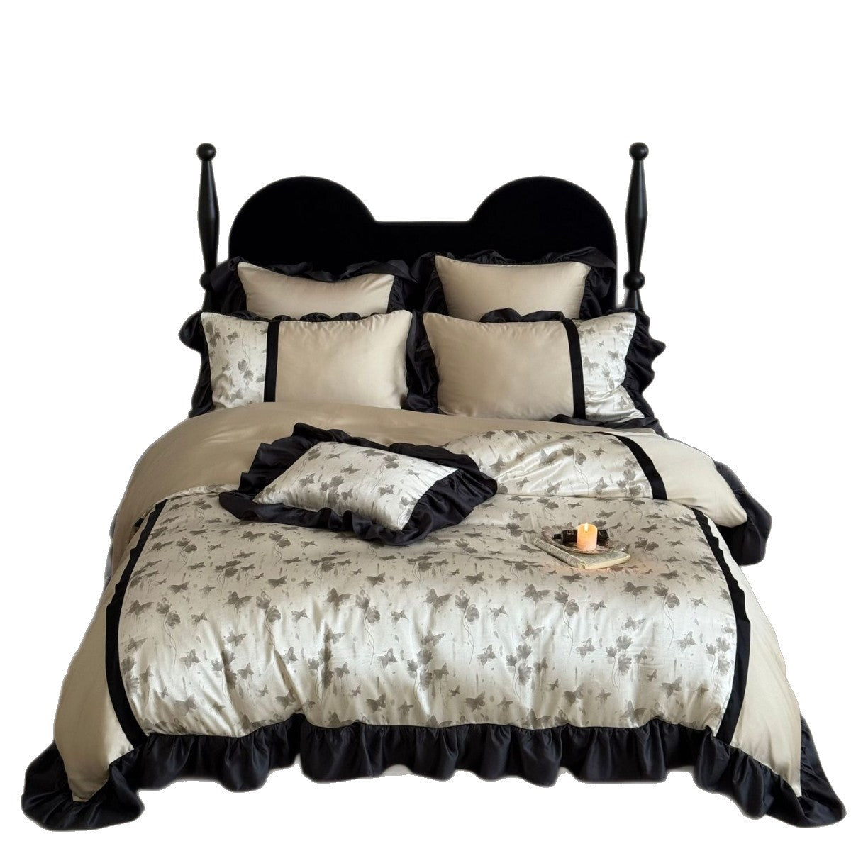 Luxuriöses Satin-Bettwäsche-Set mit Rüschen und dezentem Blumenmuster