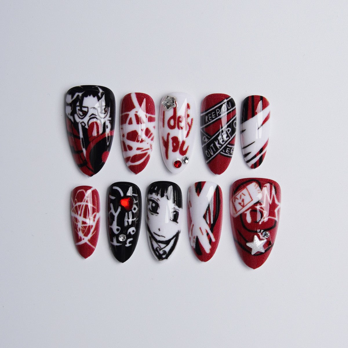 Kreatives Nagelkunst-Set mit einzigartigen Grafiken Brehn
