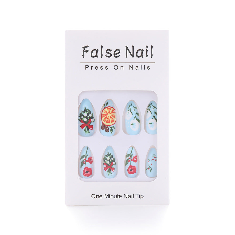 Exquisite Kunstnägel mit floralen Motiven Brehn