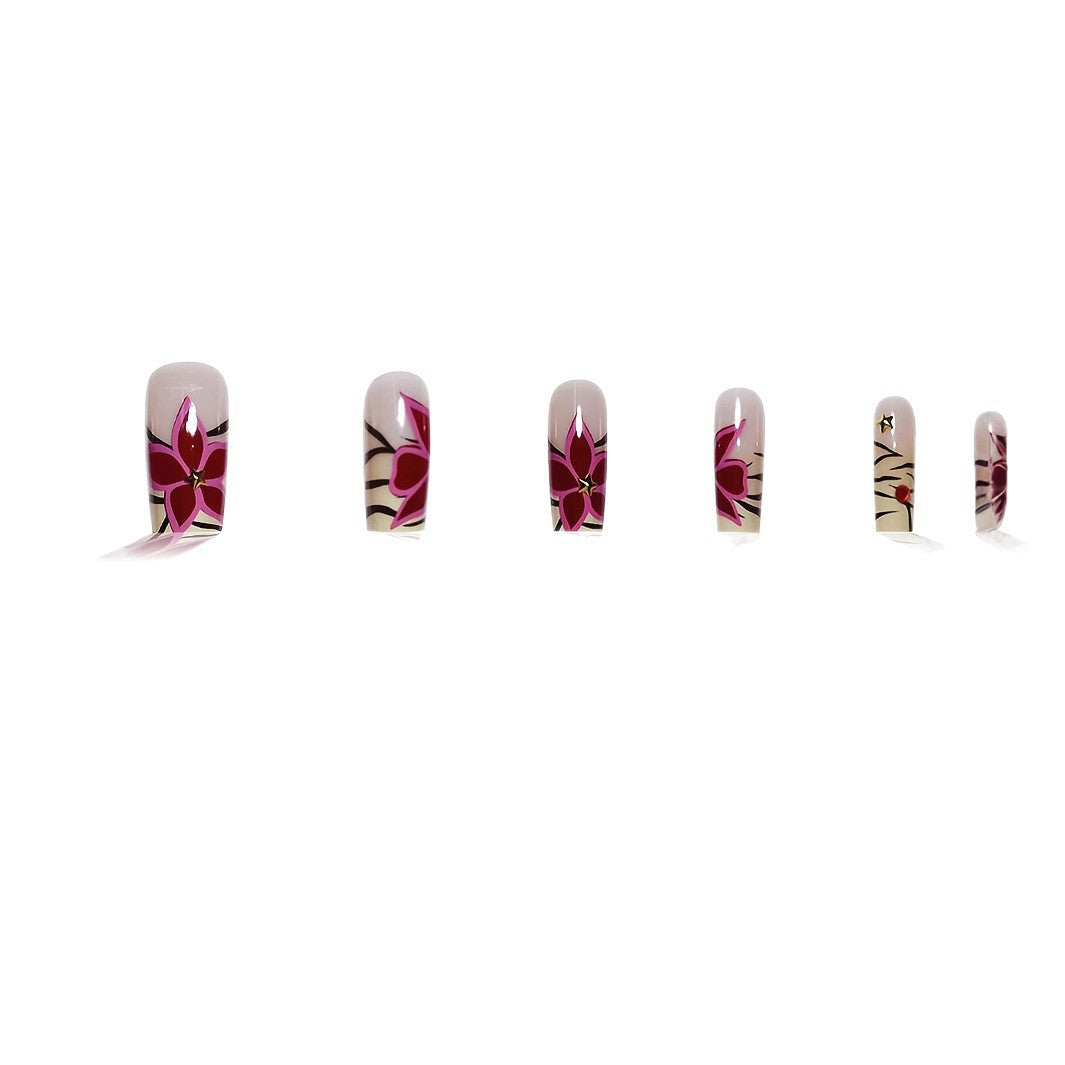 Kreative Florale Nagelverbesserungen Brehn
