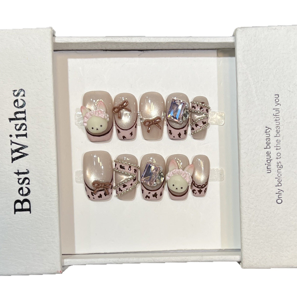 Verspieltes Tier-Themen Press-On Nagelset Brehn