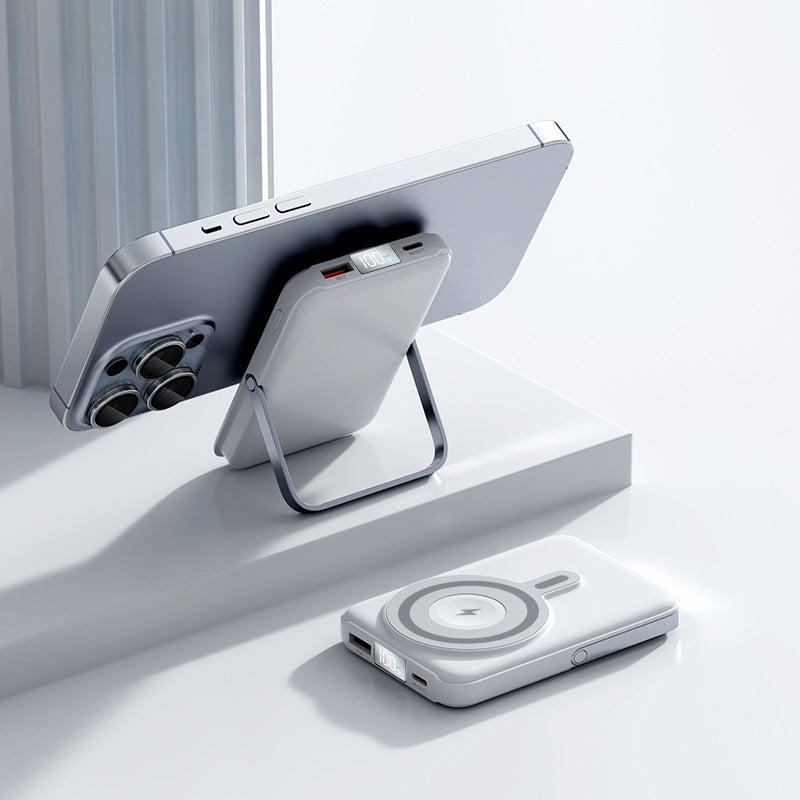 Smartphone-Halterung mit Kabelloser Ladefunktion Brehn