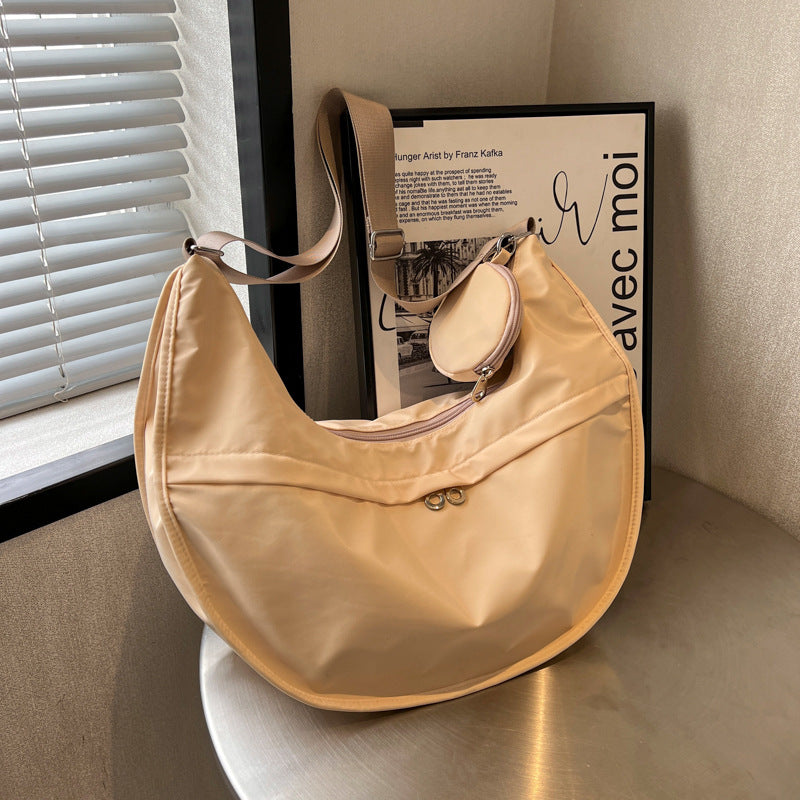 Stilvolle leichte Hobo Tasche Brehn